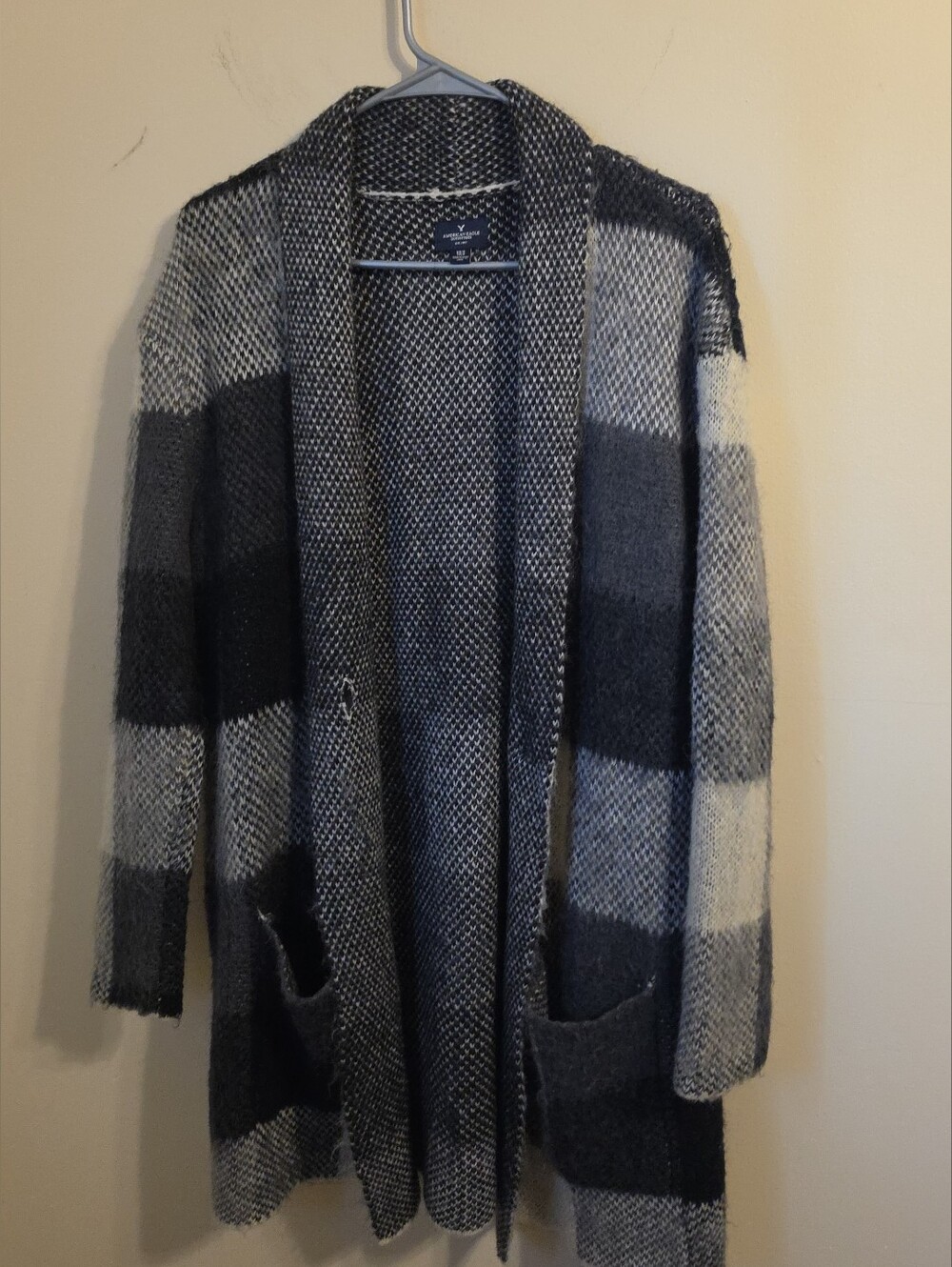 American Eagle Oversized Plaid Long Line Cardigan EUC - Picture 2 of 6